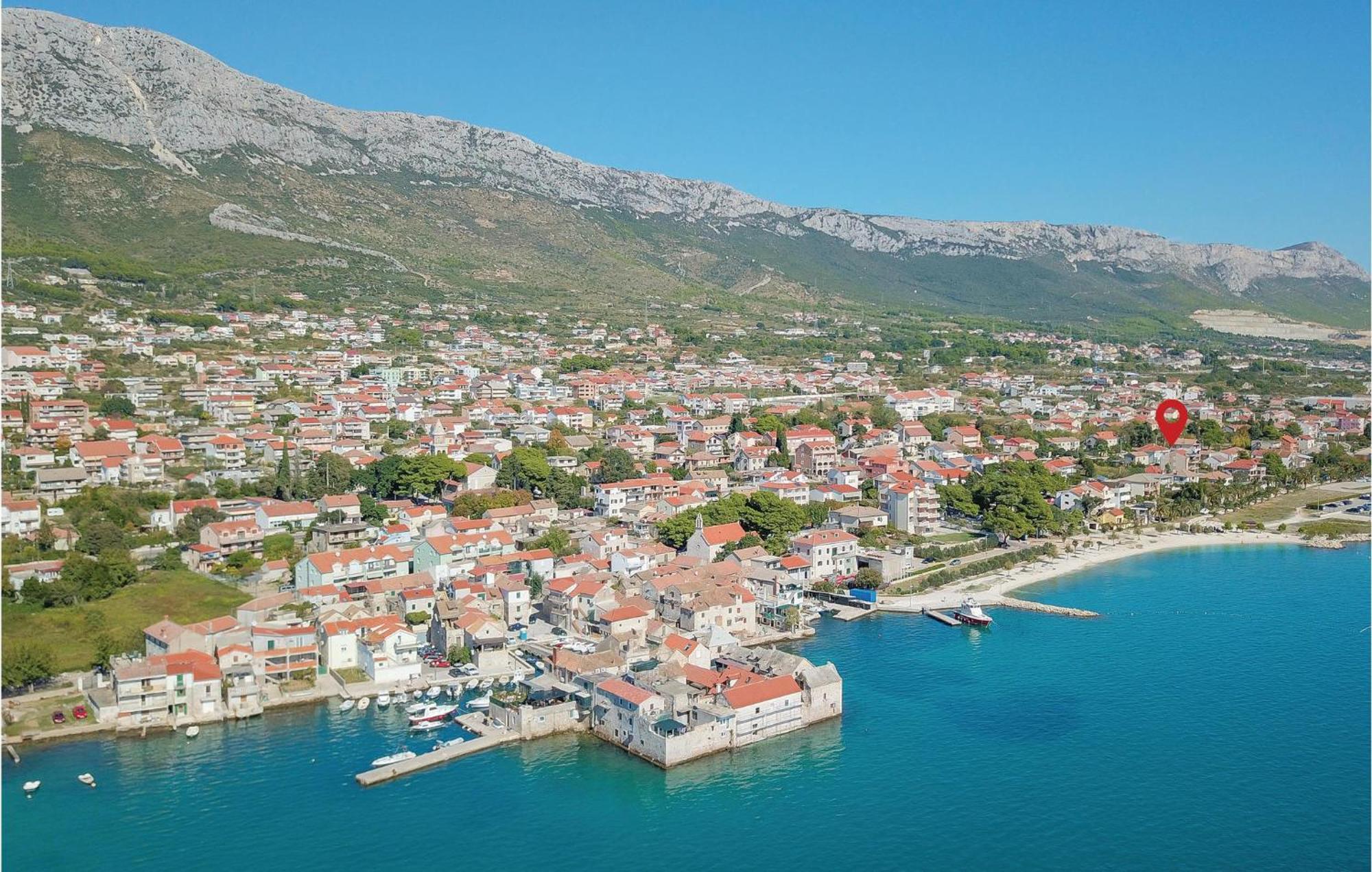 1 Bedroom Stunning Apartment In Kastel Gomilica Kaštela Eksteriør bilde